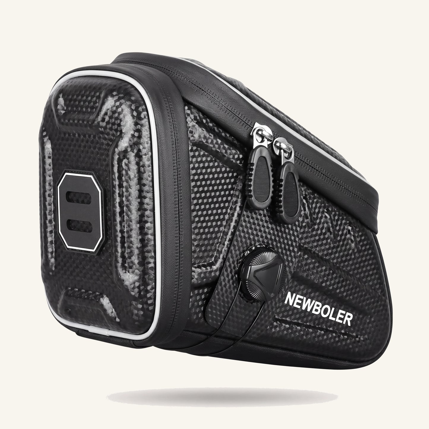 Sacoche de selle vélo réfléchissante à outils, coque rigide EVA noire avec molette Knob Lock, vue trois-quarts